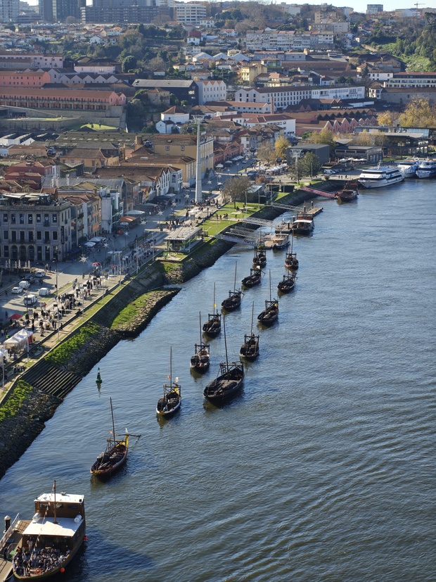 Afbeeldingslocatie: https://tweakers.net/i/65U3zLBRO8A6oVAJuyMNzOp_mcM=/620x/filters:strip_icc():strip_exif()/m/486772/1VyvArZ56LgnZZHSFnT5WtK8j8wlzYFxChn4ATQFNwmVCY01aT.jpeg?f=620xauto