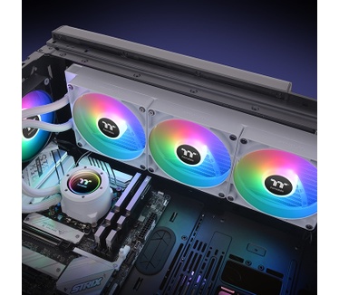 Thermaltake TH420 V2 ARGB