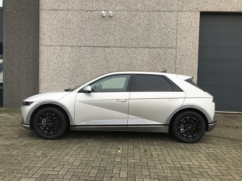 Afbeeldingslocatie: https://tweakers.net/i/6A3B7nFvm5Ak5XMW0sTui2wRkao=/800x/filters:strip_icc():strip_exif()/f/image/MrlCZ1VUPbWsthqVhJwEfQDG.jpg?f=fotoalbum_large