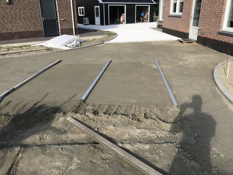 Afbeeldingslocatie: https://tweakers.net/i/6AL7arYWdt6Nzf79h_NWwsJQAMA=/800x/filters:strip_icc():strip_exif()/f/image/ckgVpd2YCPG2CXeiOUzCtRNU.jpg?f=fotoalbum_large