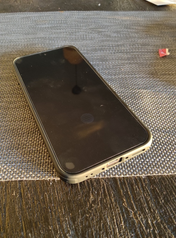 Afbeeldingslocatie: https://tweakers.net/i/6APd25IO1G6v0wlokMN-WFJqNws=/x800/filters:strip_icc():strip_exif()/f/image/oqSBdYRIxZzu4WL5vvchSxYF.jpg?f=fotoalbum_large