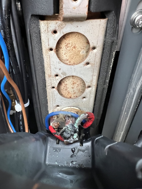 Afbeeldingslocatie: https://tweakers.net/i/6AxuMBEtnlG1uDUHIzeQHbrzLT4=/x800/filters:strip_icc():strip_exif()/f/image/3PfFKfeYUnaavZ0i5GLbRjxl.jpg?f=fotoalbum_large