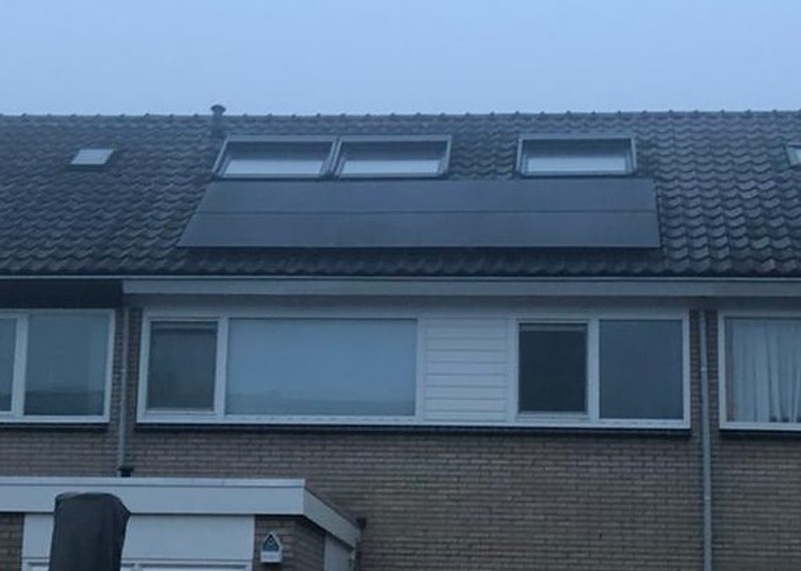 Afbeeldingslocatie: https://tweakers.net/i/6C1QcLBWjNW7pubOd14YdQUrnNs=/full-fit-in/4920x3264/filters:max_bytes(3145728):no_upscale():strip_icc():fill(white):strip_exif()/f/image/wNjkIX0NtjV6U4goFDYeInGm.jpg?f=user_large
