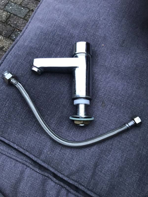 Afbeeldingslocatie: https://tweakers.net/i/6EKwomaK4CSwWm6Z5mSlGNSbLsk=/x800/filters:strip_icc():strip_exif()/f/image/BX8QBCirFNtH4C52YXBekEgE.jpg?f=fotoalbum_large