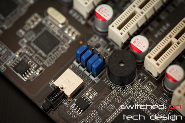 Afbeeldingslocatie: https://tweakers.net/i/6HiOwLm34NwDSgfrQxQlw7F3DQ8=/full-fit-in/4920x3264/filters:max_bytes(3145728):no_upscale():strip_icc():fill(white):strip_exif()/f/image/yq25rU0SugR48dWWCxRcKTRM.jpg?f=user_large