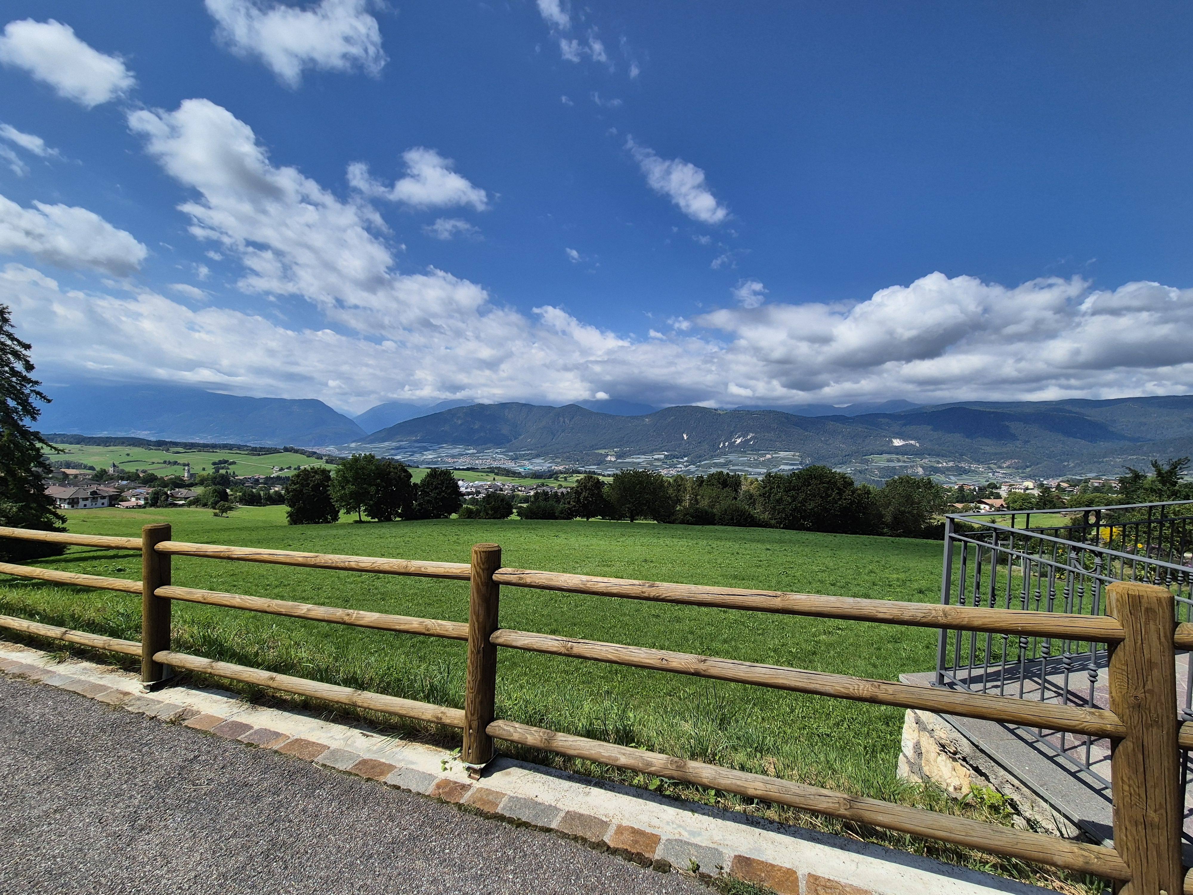 Afbeeldingslocatie: https://tweakers.net/i/6I3LqU8xAXPxotV87b7dJ4e0GlQ=/fit-in/4920x3264/filters:max_bytes(3145728):no_upscale():strip_icc():strip_exif()/f/image/kPw9XNshinH8e6VfvOmAiCSg.jpg?f=user_large