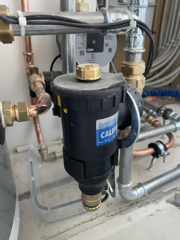 Afbeeldingslocatie: https://tweakers.net/i/6IOOE5QhxgHrwzOHG72Gvz_yRrU=/x800/filters:strip_icc():strip_exif()/f/image/Im2GBh6hEJdGGp0DLiyr2kF2.jpg?f=fotoalbum_large