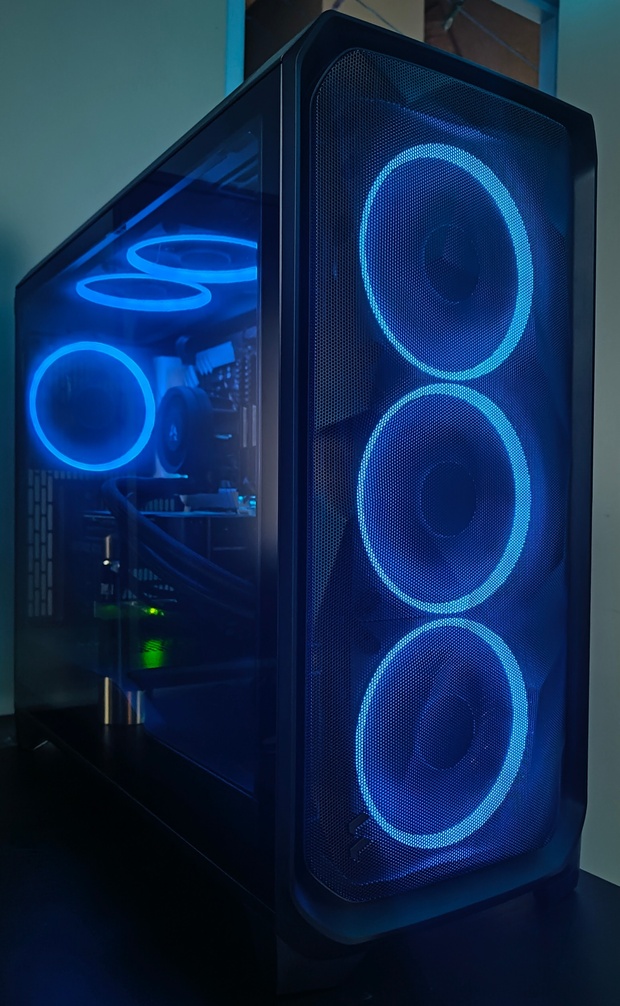 Afbeeldingslocatie: https://tweakers.net/i/6JeF_gVTdr7BV_oMLrR5VLbJBR0=/620x/filters:strip_icc():strip_exif()/m/9082/1Vsa9Gt1ZKAUpGc7OPWBbUXU8DzPaFrg1Ck1YHKn6T02FE2dl8.jpeg?f=620xauto