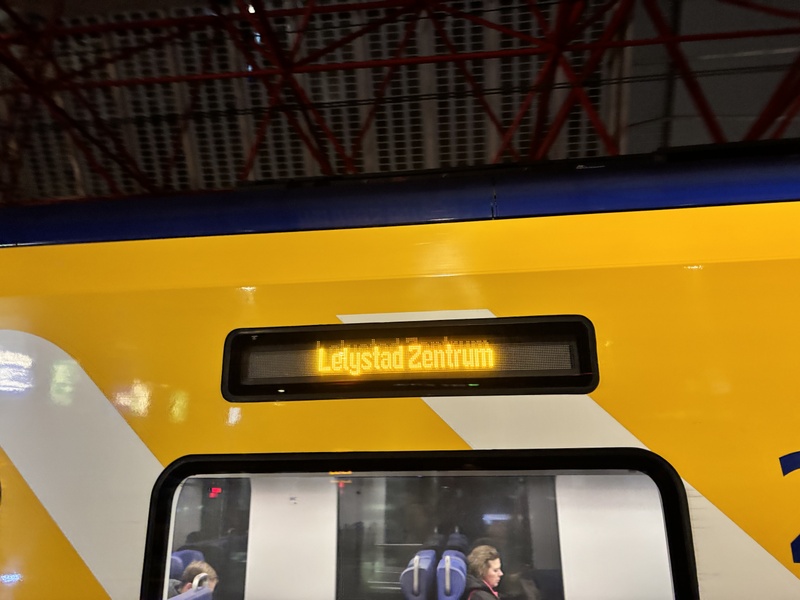 Afbeeldingslocatie: https://tweakers.net/i/6L3TqPMn2YTrF-XVqSdZOeRFMLA=/800x/filters:strip_icc():strip_exif()/f/image/W5cHljXeOPL4cf59m5VK1aoc.jpg?f=fotoalbum_large