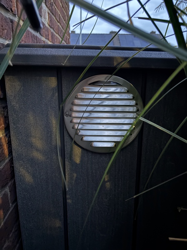 Afbeeldingslocatie: https://tweakers.net/i/6LCO5bz6L4c5_P2_0cpLlY6fHQ0=/x800/filters:strip_icc():strip_exif()/f/image/AQ1LLq1Ab1qazwuCzzyWR5GU.jpg?f=fotoalbum_large