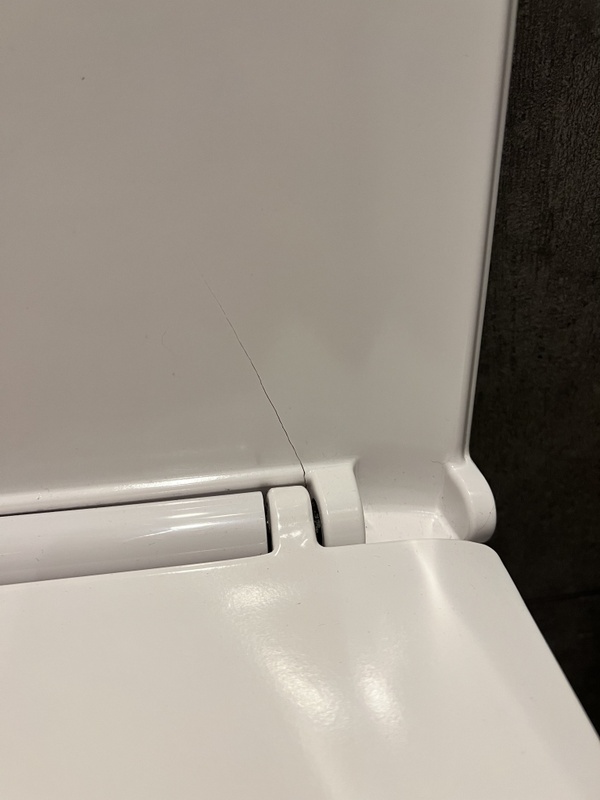 Afbeeldingslocatie: https://tweakers.net/i/6LuPa3S8KK3sBGdL766wm8VT41M=/x800/filters:strip_icc():strip_exif()/f/image/lGS5KlHiYERmznEWUdCEb6s9.jpg?f=fotoalbum_large