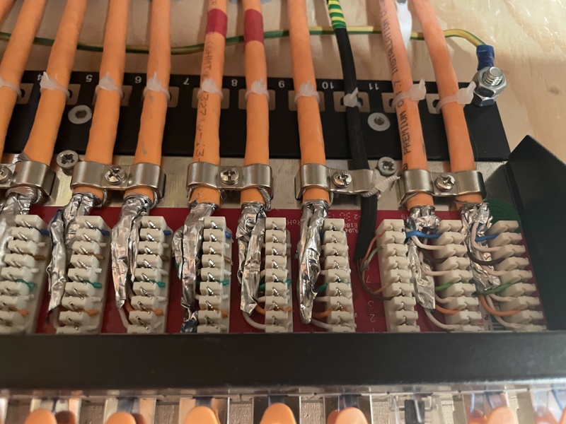 Afbeeldingslocatie: https://tweakers.net/i/6MicQcgo65yQ9yxQQfenotzRsTo=/800x/filters:strip_icc():strip_exif()/f/image/iwETi4yDf8Vd5vg9FTDxPb8x.jpg?f=fotoalbum_large