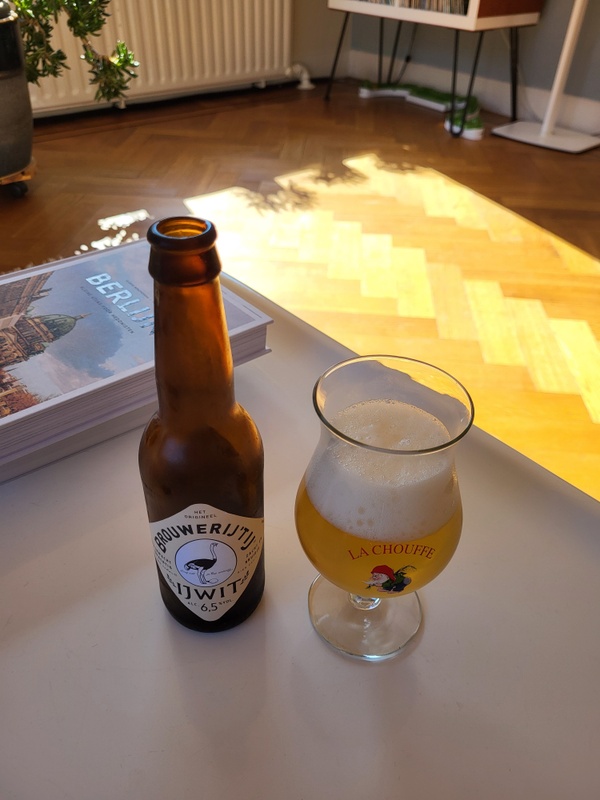 Afbeeldingslocatie: https://tweakers.net/i/6ORY5hKVXxiUlDI0bsWZTd7_6eA=/x800/filters:strip_icc():strip_exif()/f/image/zE32EMX466h2LKgX4HiEMUzp.jpg?f=fotoalbum_large