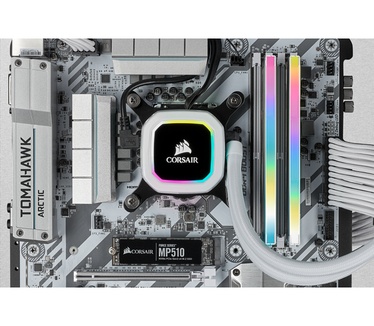 Corsair CMH16GX4M2D3600C18W