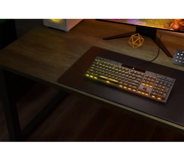 Corsair K70 MAX