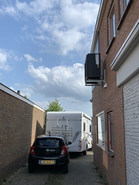 Afbeeldingslocatie: https://tweakers.net/i/6Y99-TrTz6cgXqg14B0gD4mGVbE=/full-fit-in/4920x3264/filters:max_bytes(3145728):no_upscale():strip_icc():fill(white):strip_exif()/f/image/kz4MERvPpTQcDGwiuEPncM1O.jpg?f=user_large