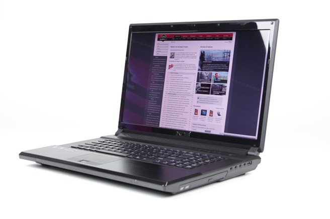 XNotebook Titan SA17