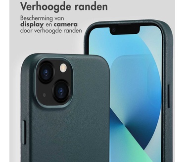 Accezz MagSafe Leather Backcover iPhone 13 - Donkergroen