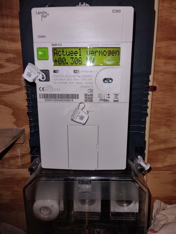 Afbeeldingslocatie: https://tweakers.net/i/6bBbSIA8yD0TFG6guxk2B-KJwgc=/x800/filters:strip_icc():strip_exif()/f/image/GxgQCSDSYeTatCXsfpKxHpNf.jpg?f=fotoalbum_large