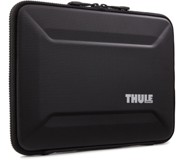 Thule Gauntlet 4