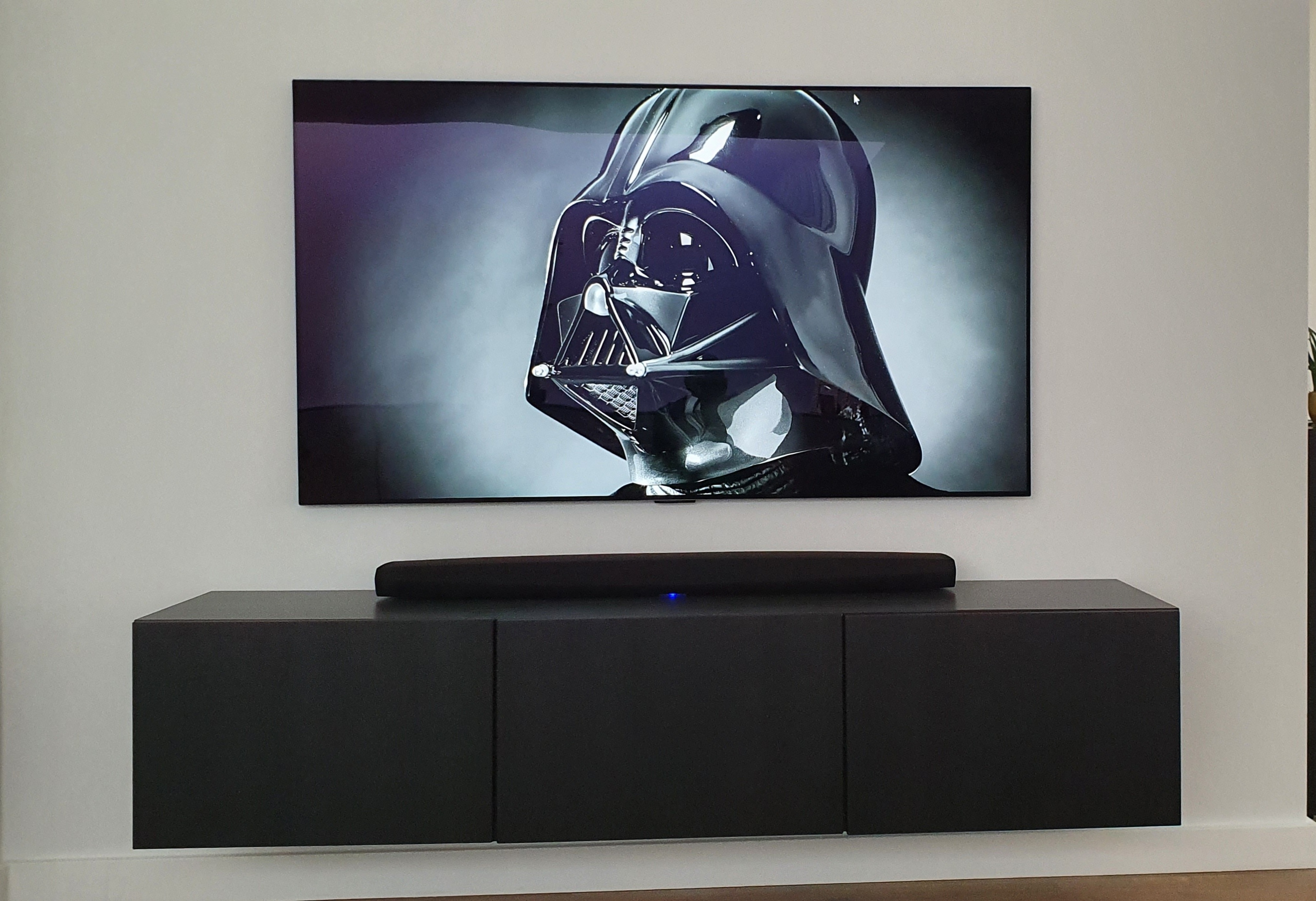 Afbeeldingslocatie: https://tweakers.net/i/6coGBlkskj5kolo5xznQX7HooXI=/full-fit-in/4920x3264/filters:max_bytes(3145728):no_upscale():strip_icc():fill(white):strip_exif()/f/image/07fVQtmXQNsUu31JyaBLIrAt.jpg?f=user_large