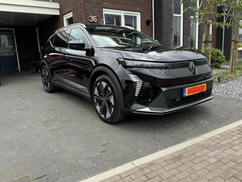 Afbeeldingslocatie: https://tweakers.net/i/6ctDFfNmwHYaCFrb_cV3HfeNqvs=/800x/filters:strip_icc():strip_exif()/f/image/Bw81NfgV7CBGdgIhQ59PFGFQ.jpg?f=fotoalbum_large