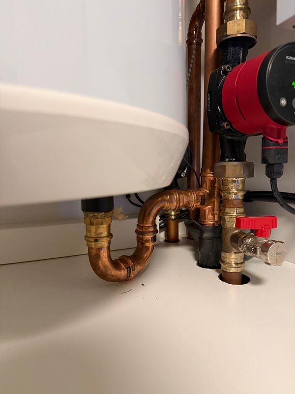 Afbeeldingslocatie: https://tweakers.net/i/6d_Ia-QdoGmqkElUiwQKhhfkttk=/x800/filters:strip_icc():strip_exif()/f/image/lCTybQC2U7eQZtxWCRLCngV1.jpg?f=fotoalbum_large