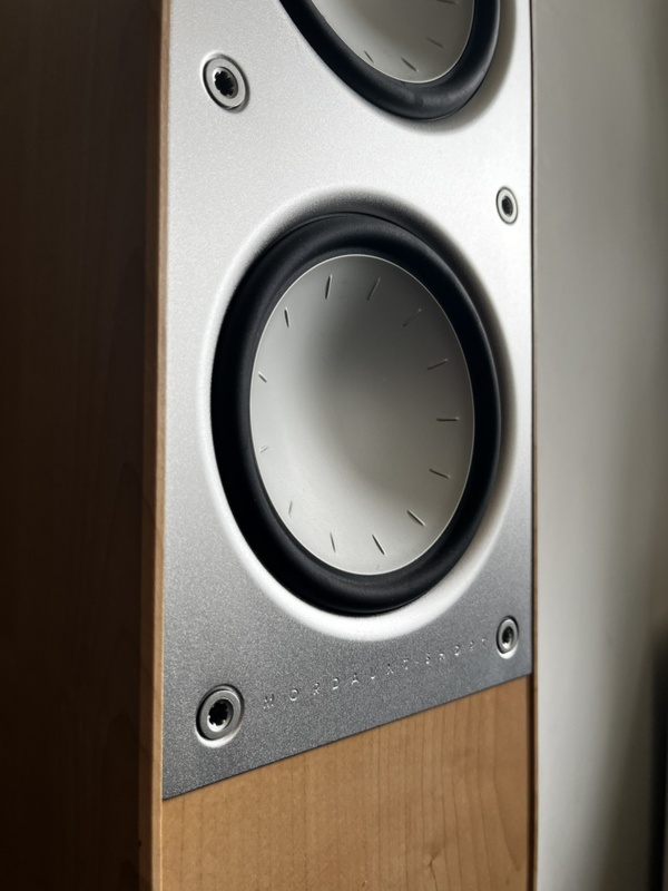 Afbeeldingslocatie: https://tweakers.net/i/6eINWMoxJDYQBisNBp5WAvpMfdE=/x800/filters:strip_icc():strip_exif()/f/image/nFy3aglldX0jxpCbZvDCiOQS.jpg?f=fotoalbum_large