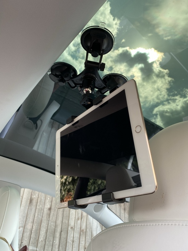 Afbeeldingslocatie: https://tweakers.net/i/6exFYsdtnNPsihtkJMN2IbMQrRY=/x800/filters:strip_icc():strip_exif()/f/image/NxbJI3evAEDRVCckTZJOKv39.jpg?f=fotoalbum_large