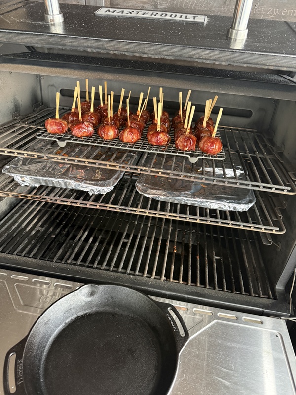 Afbeeldingslocatie: https://tweakers.net/i/6grJp5_RpxRjFKseE7mO0_Z_dWY=/x800/filters:strip_icc():strip_exif()/f/image/AiN5bVGm7ViqCPfzXimsZHRy.jpg?f=fotoalbum_large