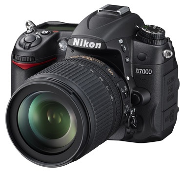 Nikon D7000 dslr 375px breed