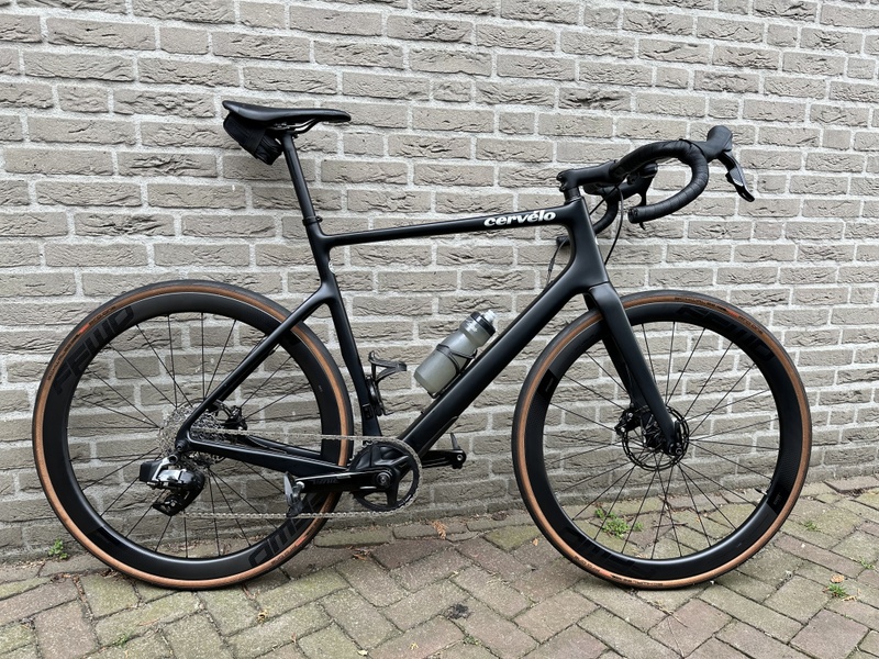 Afbeeldingslocatie: https://tweakers.net/i/6jbGfJH_9K68FOglZ55OBWs53sw=/800x/filters:strip_icc():strip_exif()/f/image/sQzTH049a5aN5ggYpDpLmtjm.jpg?f=fotoalbum_large