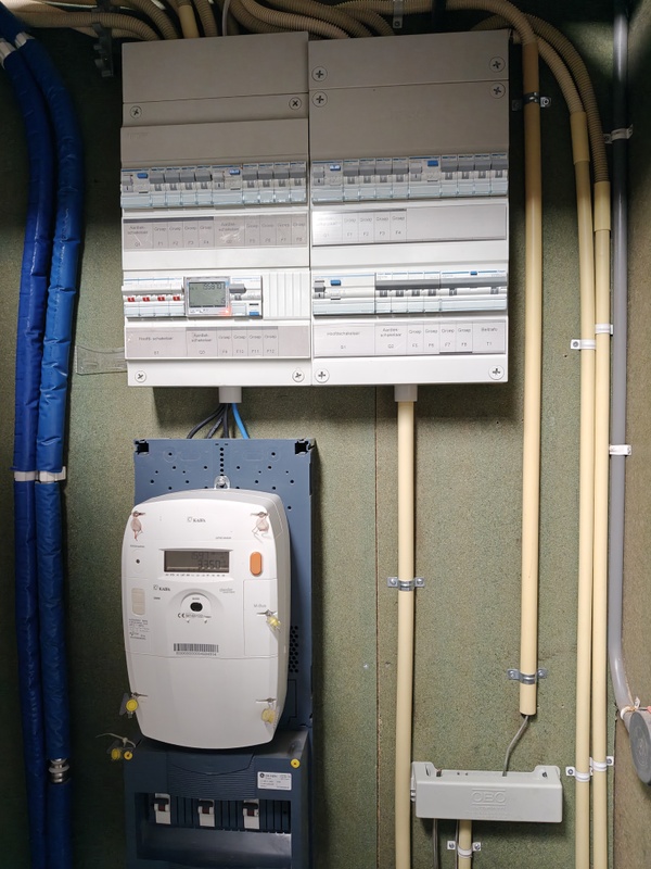Afbeeldingslocatie: https://tweakers.net/i/6kHKwBfHpvmApeOUQ-eSxVhMvZ0=/x800/filters:strip_icc():strip_exif()/f/image/1uFdtzhk7Wy9yO58woYzGp3I.jpg?f=fotoalbum_large
