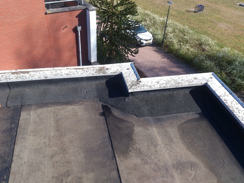 Afbeeldingslocatie: https://tweakers.net/i/6ko3d47vHzTyyXVcxMapsDruKIU=/800x/filters:strip_icc():strip_exif()/f/image/Vcf6kN4YegjoEJ64bIHG7JW8.jpg?f=fotoalbum_large