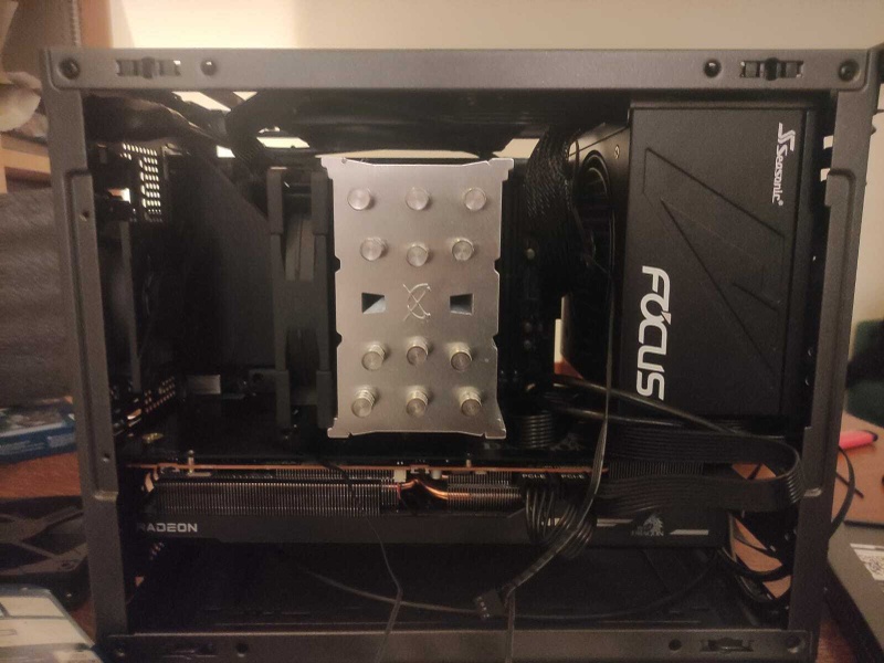 Afbeeldingslocatie: https://tweakers.net/i/6kr1yvq-oRgGczkJEfNikl9FMoE=/800x/filters:strip_icc():strip_exif()/f/image/RC6pJ45EyrNqQMFzdbm007kJ.jpg?f=fotoalbum_large