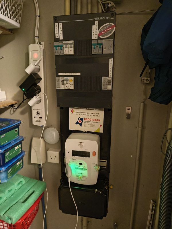 Afbeeldingslocatie: https://tweakers.net/i/6niUCkh6z142AIWF09H8Fu4ii98=/x800/filters:strip_icc():strip_exif()/f/image/VWie9oSHxTLqV9xhowJGQ1ec.jpg?f=fotoalbum_large