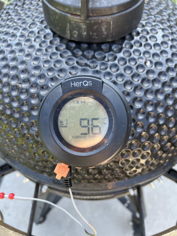 Afbeeldingslocatie: https://tweakers.net/i/6obyKsqPSYDQh-xhNH0kqIx_7tY=/x800/filters:strip_icc():strip_exif()/f/image/cqhvEG3gEAPqVfCgjn8jsfx9.jpg?f=fotoalbum_large