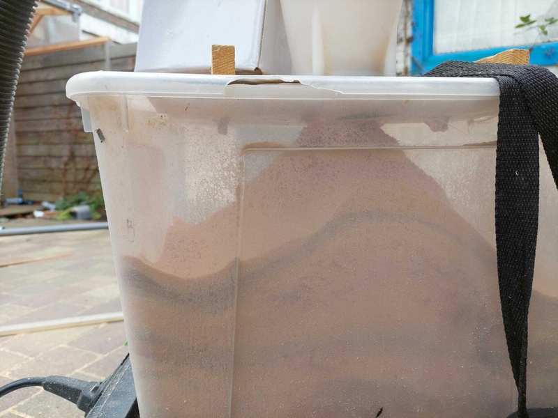 Afbeeldingslocatie: https://tweakers.net/i/6ogb9EdXTbk5Q4CNq5xPH_PAm00=/800x/filters:strip_icc():strip_exif()/f/image/MeqBGY4SHKCu5Zujk3yhTHi1.jpg?f=fotoalbum_large