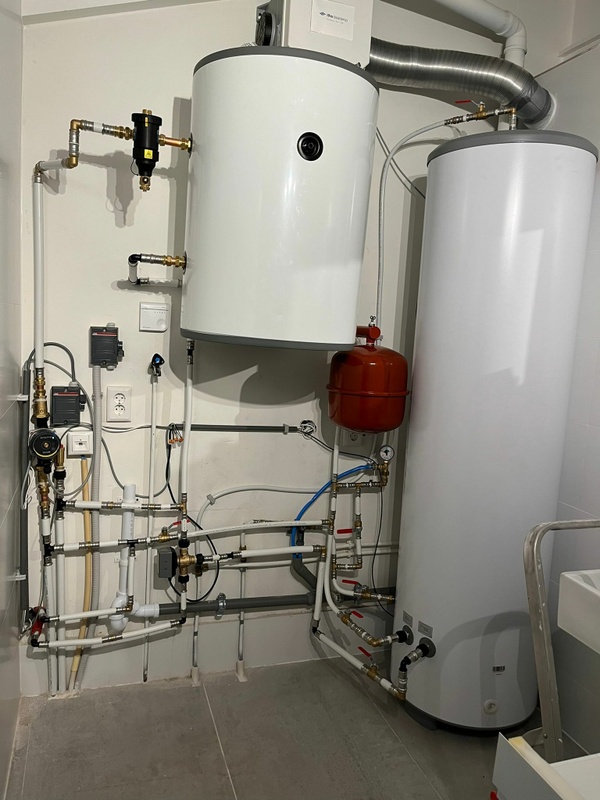 Afbeeldingslocatie: https://tweakers.net/i/6r0LHmIZFR2vuFWZUOuNckzlS5k=/x800/filters:strip_icc():strip_exif()/f/image/Yhbgy9PK0AqXMgrUxm78Mpio.jpg?f=fotoalbum_large