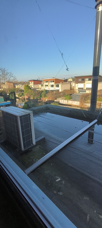 Afbeeldingslocatie: https://tweakers.net/i/6u0yooK7FlZRzFJpIY7nXa-kxfA=/x800/filters:strip_icc():strip_exif()/f/image/K3JeCe1RxVbVPSh8mOyp8e9o.jpg?f=fotoalbum_large