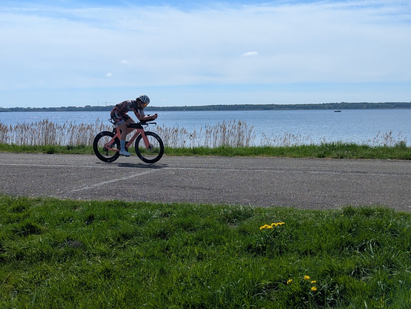 Afbeeldingslocatie: https://tweakers.net/i/6uXrTg6liIILUkBuVKU-ijcb8xI=/800x/filters:strip_icc():strip_exif()/f/image/pFhZs2Q3619jwvGVIFNC68dx.jpg?f=fotoalbum_large