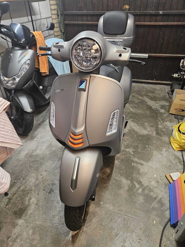 Afbeeldingslocatie: https://tweakers.net/i/6v1e4e-7CV5JcKFYSW9JU32KeWg=/x800/filters:strip_icc():strip_exif()/f/image/hSGaWyHrd00EORPc2cYe2omY.jpg?f=fotoalbum_large