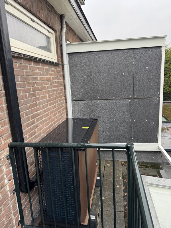 Afbeeldingslocatie: https://tweakers.net/i/6wwcWMdPwyG6_Kzo9_-YPWwCNbE=/x800/filters:strip_icc():strip_exif()/f/image/xU5TRfsvuNxomdXI8jNmRbKb.jpg?f=fotoalbum_large