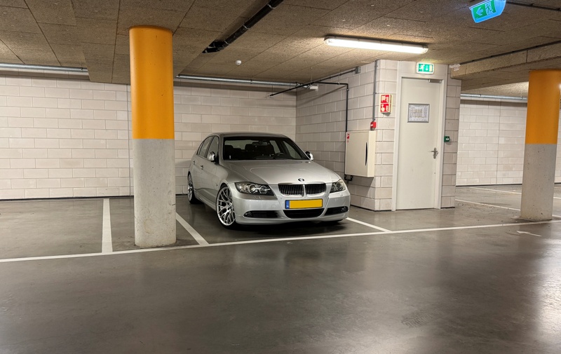 Afbeeldingslocatie: https://tweakers.net/i/6x1c9KTcx_Icht9ti5iW7ZC4pUA=/800x/filters:strip_icc():strip_exif()/f/image/X5yKkIwq3yZQVaIt9iSakx6d.jpg?f=fotoalbum_large