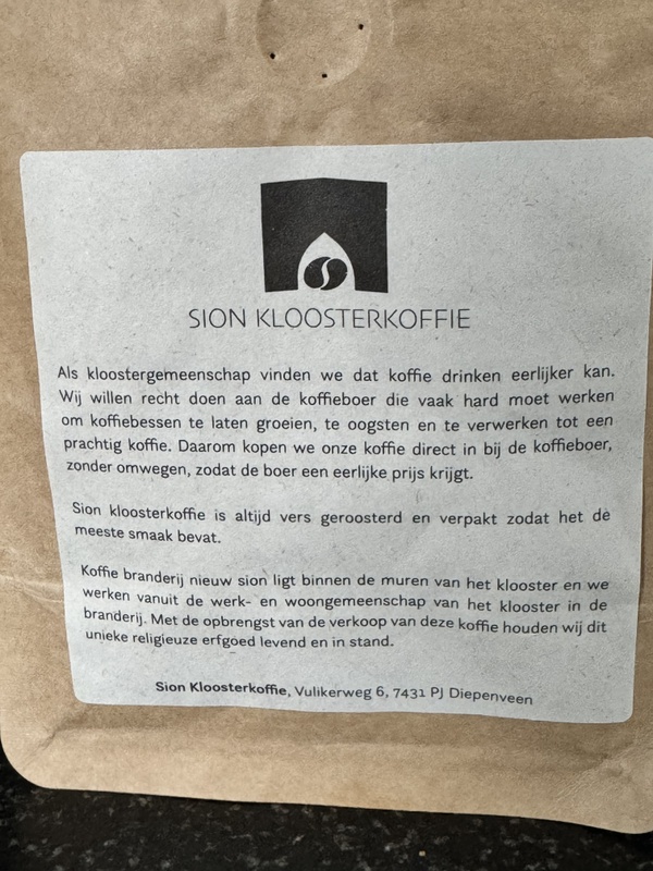 Afbeeldingslocatie: https://tweakers.net/i/7-LQB1-PboUN680PUZMWkhQlEFs=/x800/filters:strip_icc():strip_exif()/f/image/aVq303r427g7FDXvigXiaBAn.jpg?f=fotoalbum_large