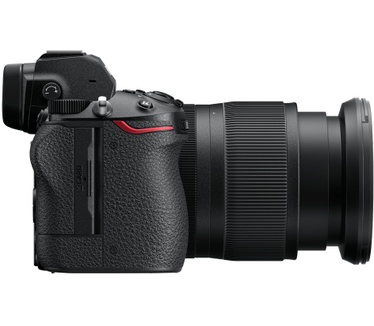 Nikon Z 6II + 24-70mm f/4 + FTZ Adpter Zwart