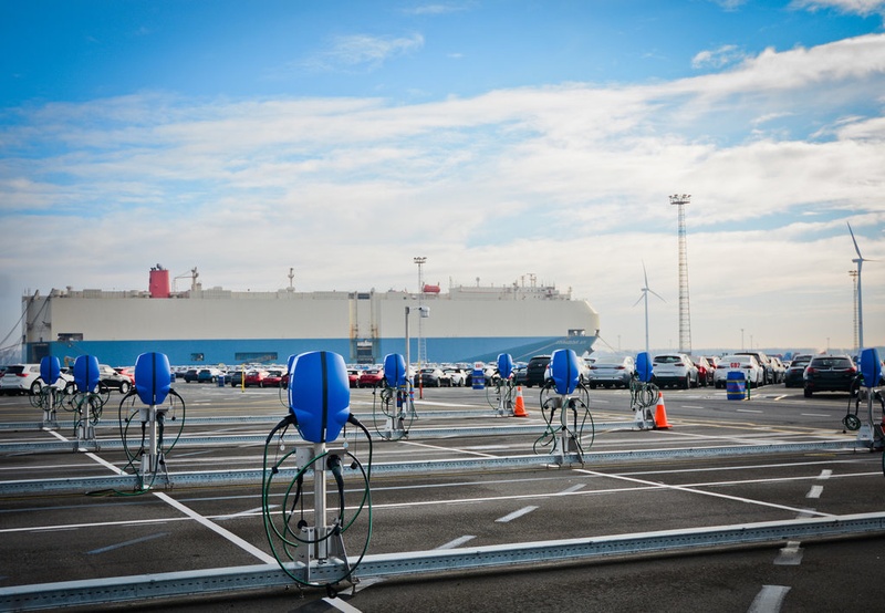 Afbeeldingslocatie: https://tweakers.net/i/72ce6BKqjBfHsAoO4FFrRLzokPw=/800x/filters:strip_icc():strip_exif()/f/image/CpXAakjqaP0CWRKVUGI3mCY1.jpg?f=fotoalbum_large