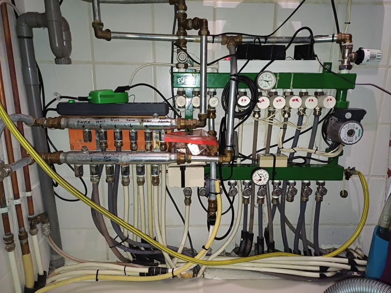 Afbeeldingslocatie: https://tweakers.net/i/79FW1FqXcTY9kFnAqgyqe3abqH4=/800x/filters:strip_icc():strip_exif()/f/image/tQ0kVouGsrLC2CE64AOuGDul.jpg?f=fotoalbum_large