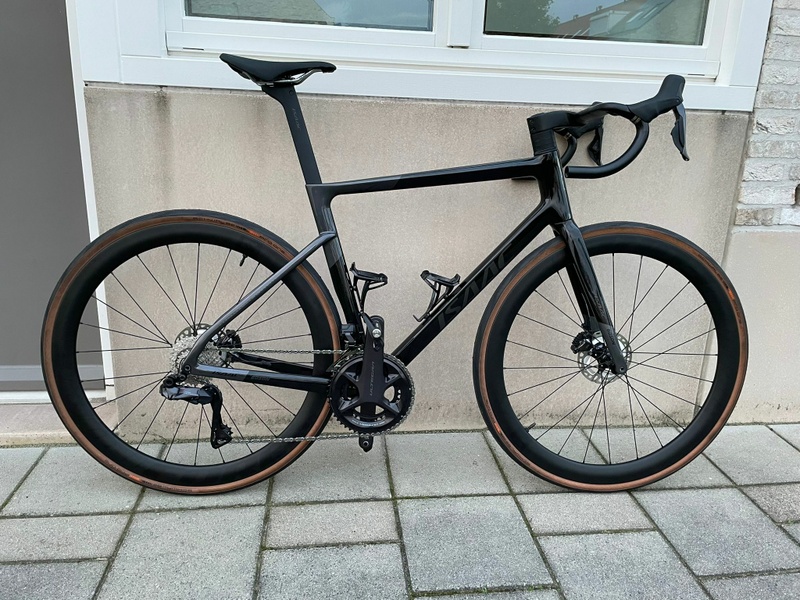 Afbeeldingslocatie: https://tweakers.net/i/79O0YJxjiOD2LNnB95Q-KGOvmEM=/800x/filters:strip_icc():strip_exif()/f/image/LSbFuSyhCbgjFjyNiFPydx71.jpg?f=fotoalbum_large