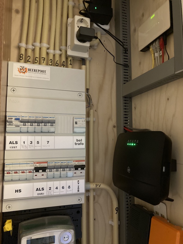 Afbeeldingslocatie: https://tweakers.net/i/79qBxvgb-DPTyTCVSFjH6b3XKDg=/x800/filters:strip_icc():strip_exif()/f/image/zzQKkQkT18X0puZLkzYDRJPu.jpg?f=fotoalbum_large